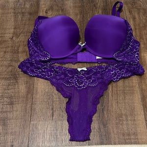 Dream angels push up bra by Victoria’s Secret